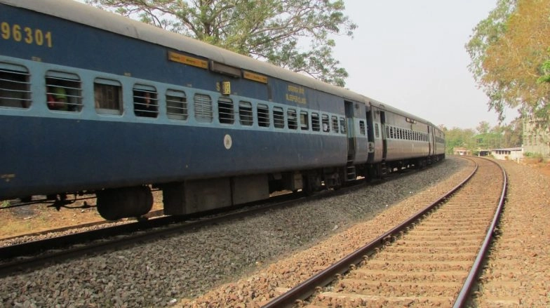 Railways to Offer Affordable Meals, Packaged Water in General Coaches