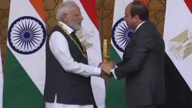 PM Modi Given 'Order of the Nile' Award Video: Watch Egyptian President Abdel Fattah el-Sisi Confer Indian Prime Minister With Egypt's Highest State Honour
