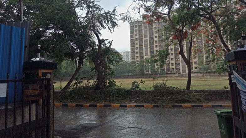 Mumbai Rains Today: Mumbaikars Wake Up to Rainy Morning As Short Spells of Rainfall Lashes City (See Pics and Tweets)