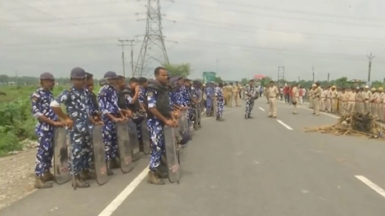 West Bengal Panchayat Elections Results 2023: Two ISF Activists Among Three Killed, Several Policemen Injured in Clash at Counting Centre in Bhangore