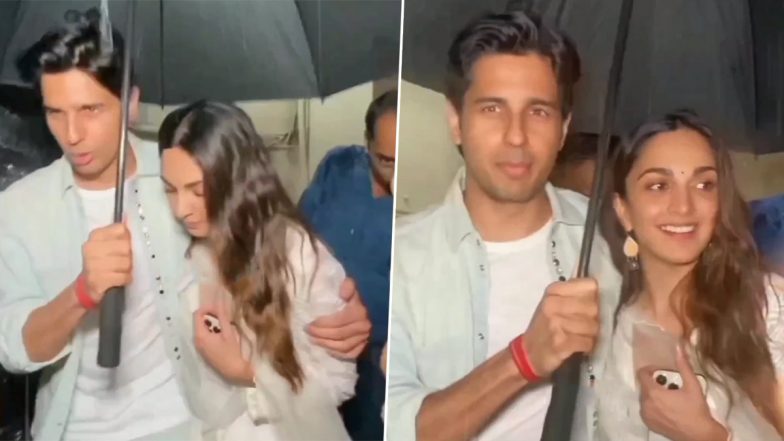 Sidharth Malhotra Protecting Kiara Advani From Mumbai's Heavy Rains Post SatyaPrem Ki Katha's Screening Is Cute (Watch Video)