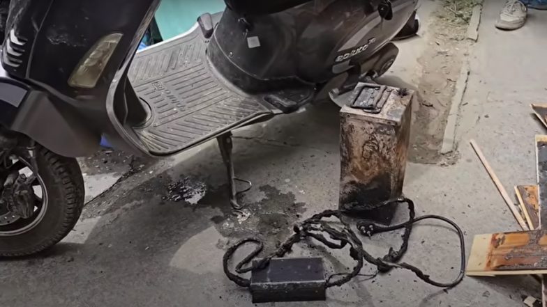 E-Scooter Blast in Kashmir Video: Battery of EV Explodes While Charging in Srinagar; Two Injured, House Damaged in Explosion