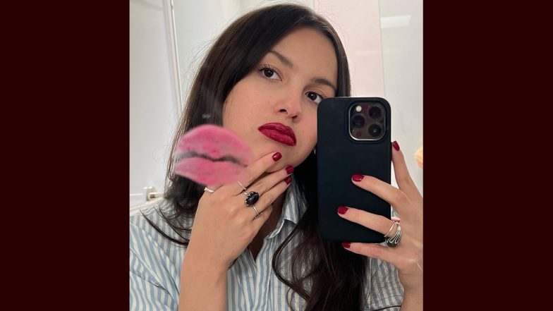 Olivia Rodrigo Flaunts Red Lips in Latest Mirror Selfie After Announcing Her New Song ‘Vampire’ (View Pic)