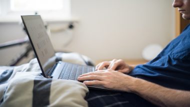 Sex During WFH, Masturbation in Office! 1 in 7 People Who Work From Home Have Sex in Work Hours, But Nearly 40% People Have Been Masturbating at Workplace Too