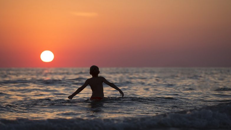 Uttar Pradesh: Seven-Year-Old Boy Rudra Kapoor Sets Swimming Record in Prayagraj; Swam Across Yamuna River in Just 10.30 Minutes