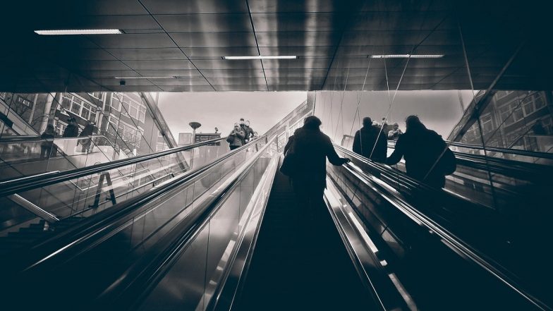 South Korea Escalator Accident Video: 14 Injured After Upward Escalator Reverses at Sunae Subway Station