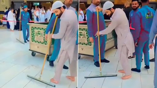 Pakistan Cricketer Mohammad Rizwan Cleans Floor While on Hajj 2023, Video Goes Viral