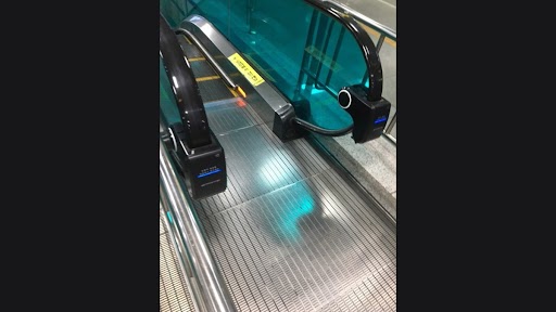 Escalator Accident in South Korea Video: Escalator Suddenly Malfunctions and Reverses at High Speed at Sunae Station, 14 Injured