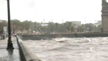 High Tide Timing in Mumbai for Today: Wave Measuring 4.1 Meters Expected at 10:29 AM on June 15, Rough Seas at Gateway of India (Watch Video)
