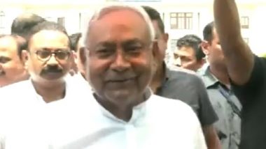 'Bahut Garmi Hai...' Bihar CM Nitish Kumar Tells Journalists After a Reporter Asks Him About Uniform Civil Code (Watch Video)