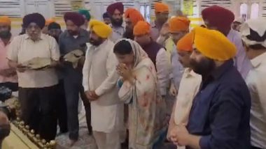 Arvind Kejriwal and Bhagwant Mann Offer Prayers at Patna Sahib Gurudwara Ahead of Joint Opposition Meeting (Watch Video)