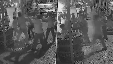 Punjab Petrol Pump Attack Video: Group of Men Vandalises Fuel Station, Assaults Employees in Ludhiana; CCTV Footage Surfaces