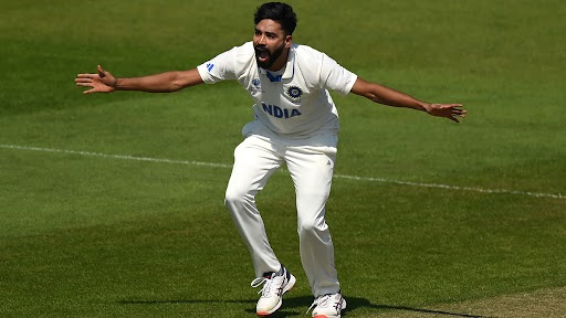 Jaffa! Mohammed Siraj Cleans Up Joshua da Silva With A Big Inswinger During Day 3 of IND vs WI 2nd Test 2023 (Watch Video)