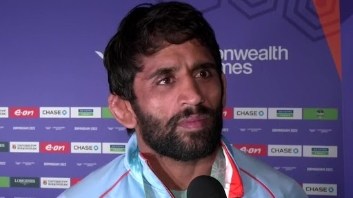 Bajrang Punia Rejoins Duty at Railways, Refutes Claims of Withdrawing from Wrestler's Protest