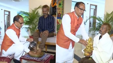 Sidhi Urination Case: Madhya Pradesh CM Shivraj Singh Chouhan Washes Feet of Urination Incident Victim, Apologises to Him (Watch Video)