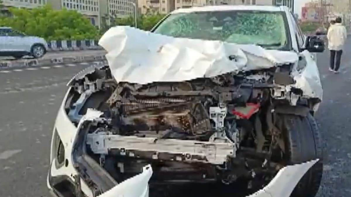 agency-news-jaguar-luxury-car-kills-nine-people-in-ahmedabad-driver