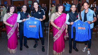 Harmanpreet Kaur, Smriti Mandhana and Other Players of Indian Women’s Cricket Team Visit India House in Dhaka (See Pics)