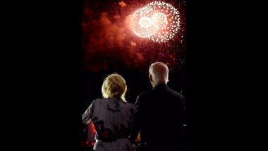 US Independence Day 2023 Fireworks Video: President Joe Biden, First Lady Jill Biden Watch Fireworks With Family at White House on Fourth of July