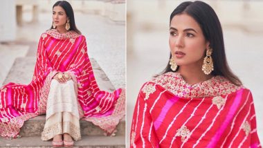 Sonal Chauhan Looks Gorgeous in Ethnic White Attire Paired With Pink Leheriya Dupatta (View Pic)