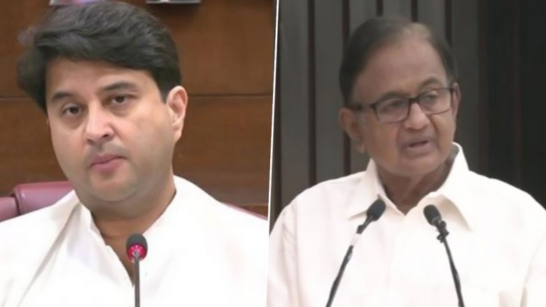 War of Words Erupts Between Union Minister Jyotiraditya Scindia, Congress Leader P Chidambaram Over Construction of New Airports