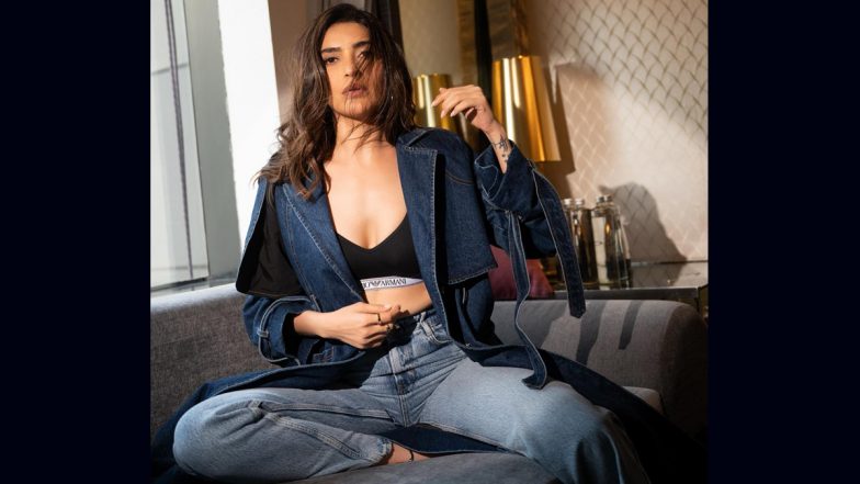 Karishma Tanna Stuns in Denim-On-Denim Look, Check Stylish Pic of the Scoop Actor