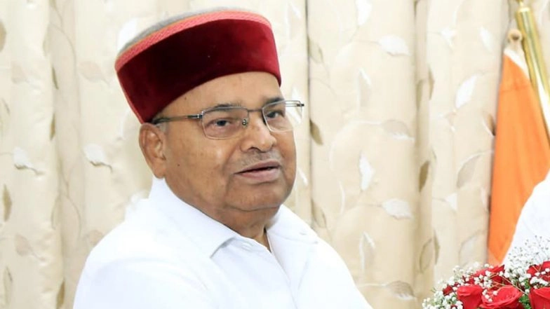 Thawar Chand Gehlot Stopped From Boarding AirAsia Plane; Flight Takes Off Without Karnataka Governor On Board After He Arrives Late at Bengaluru Airport