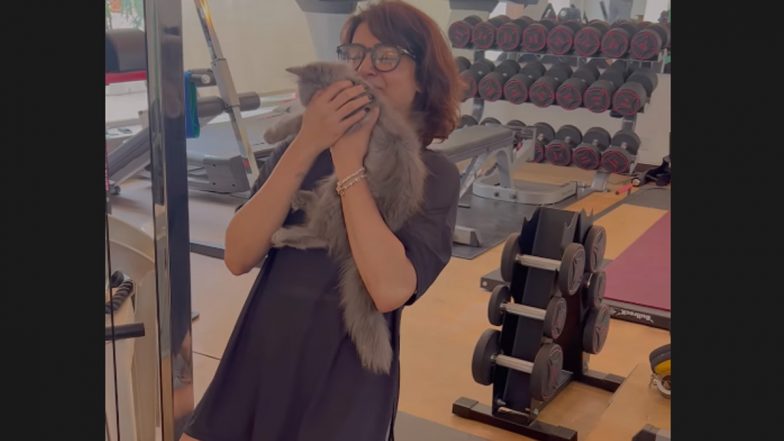 Samantha Ruth Prabhu Shares Adorable Work Out Video and Serves Monday Motivation With Her Cat Gelato (View Pics)