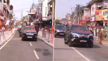 PM Modi Gets Warm Welcome in Gorakhpur Video: Locals Greet, Shower Flower Petals on Prime Minister Narendra Modi's Convoy