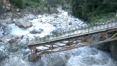 Monsoon Fury in Himachal Pradesh: 15 Russian Tourists Stranded in Kasol, Police Trying To Establish Contact (Watch Video)