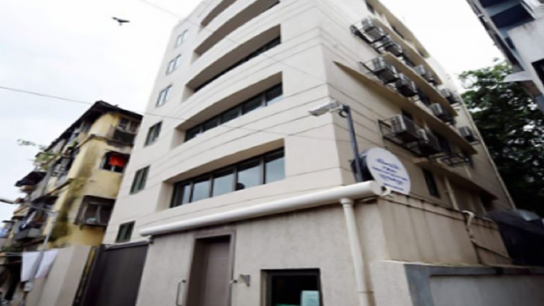 Terror Threat to Mumbai: Police Beef Up Security Outside Chabad House After Its Google Image Found With Two Suspected Terrorists
