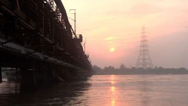 Delhi Rains: Yamuna Water Level Continues To Stay Above Danger Mark at Old Railway Bridge Amid Incessant Rainfall