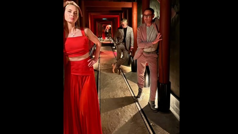 Oppenheimer Co-Stars Emily Blunt, Robert Downey Jr and Matt Damon Do a Sassy ‘Late Night Runway’ Walk in This Funny Yet Bomb Video! – Watch