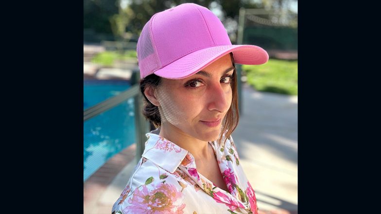 Soha Ali Khan Holidays in California, Looks Refreshing in Floral Shirt and Pink Cap (See Pic)