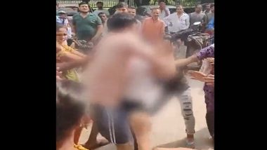 Delhi: Woman Pilot, Her Husband Thrashed by Locals, Later Detained by Police for Assaulting 10-Year-Old Domestic Help (Watch Video)