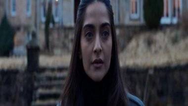 Entertainment News | This is How Sonam Kapoor Prepped Up for Visually Impaired Role in 'Blind'