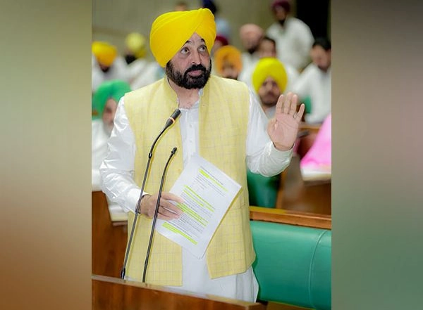 Punjab CM Bhagwant Mann Announces to Recover Rs 55 Lakh Spent on Gangster Mukhtar Ansari's Stay From Captain Amarinder Singh and Sukhjinder Singh Randhawa