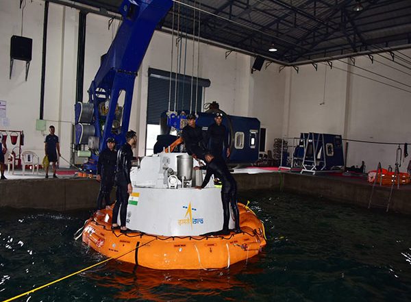 Mission Gaganyaan: First Batch of Crew Module Recovery Divers Complete Training at Indian Navy's Water Survival Training Facility in Kochi