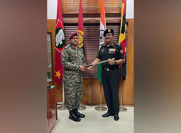 India News | Lt Gen Sanjay Malik Assumes Command of 101 Area in Meghalaya's Shillong