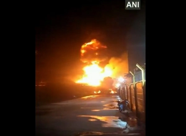 India News | Maharashtra: Fire Breaks out in Palghar Chemical Factory, No Casualties Reported