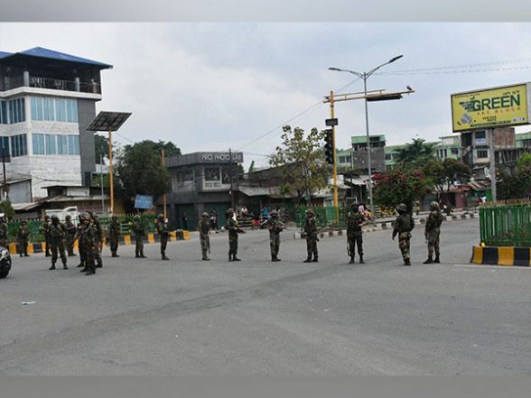 India News | Manipur: Attempt to Loot Weapons in Thoubal District Thwarted, 1 Killed - Vimarsana News
