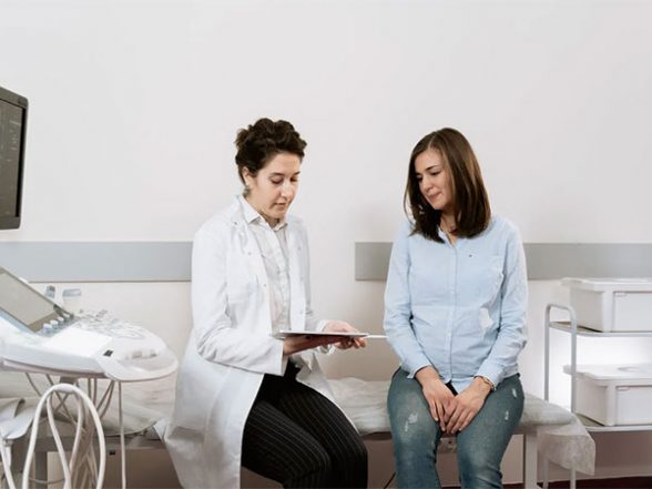Science News | Study Reveals How Endometriosis is Connected to Live Births Reduction Before Disease Diagnosis - Vimarsana News
