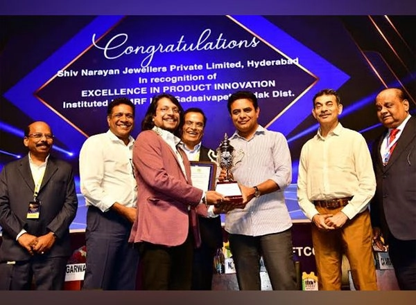 Business News | Shiv Narayan Jewellers Receives FTCCI Award for Excellence in Product Innovation from K.T. Rama Rao