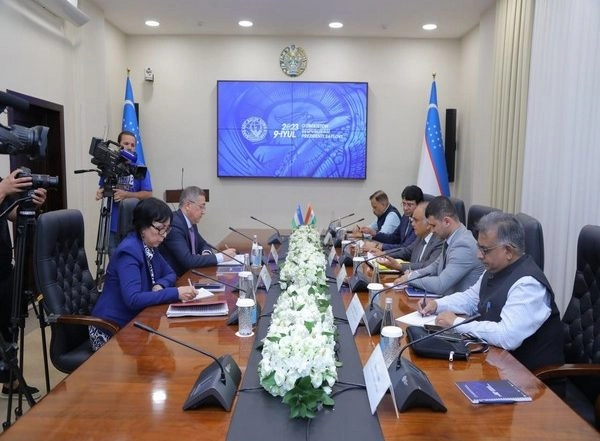 World News | Election Commission of India to Participate as Observer in Uzbekistan's Presidential Polls on July 9