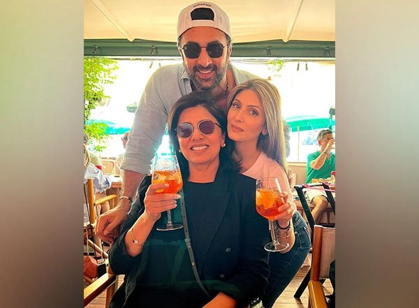 Entertainment News | Ranbir- Riddhima Celebrate Their Mother Neetu Kapoor's Birthday in Italy