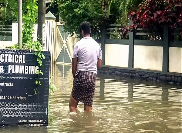 India News | Rain Lashes Several Parts of Kerala and Lakshadweep, Several Areas Waterlogged