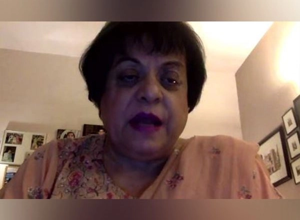 World News | Ex-Imran Khan Party Member Shireen Mazari Moves Pakistan Court Seeking Exit Control List Removal