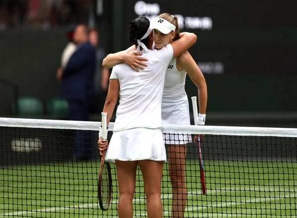 Sports News | Ons Jabeur Storms into Wimbledon Semifinal, Ousts Defending Champion Rybakina