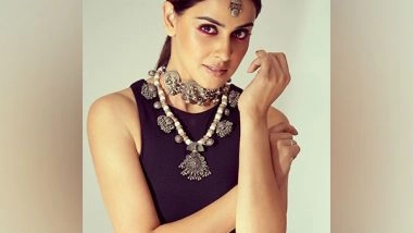 Entertainment News | Check out Genelia's Look in 'Gole Male' Song from 'Trial Period'