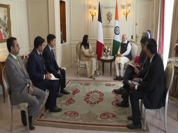 World News | PM Modi Meets Thought Leaders, Prominent Business People in Paris - Vimarsana News