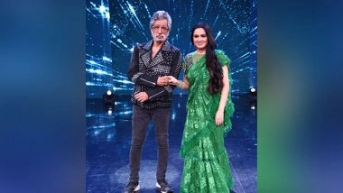 Entertainment News | Shakti Kapoor, Padmini Kolhapure Get into a Fun Dance on Stage of Dance Reality Show
